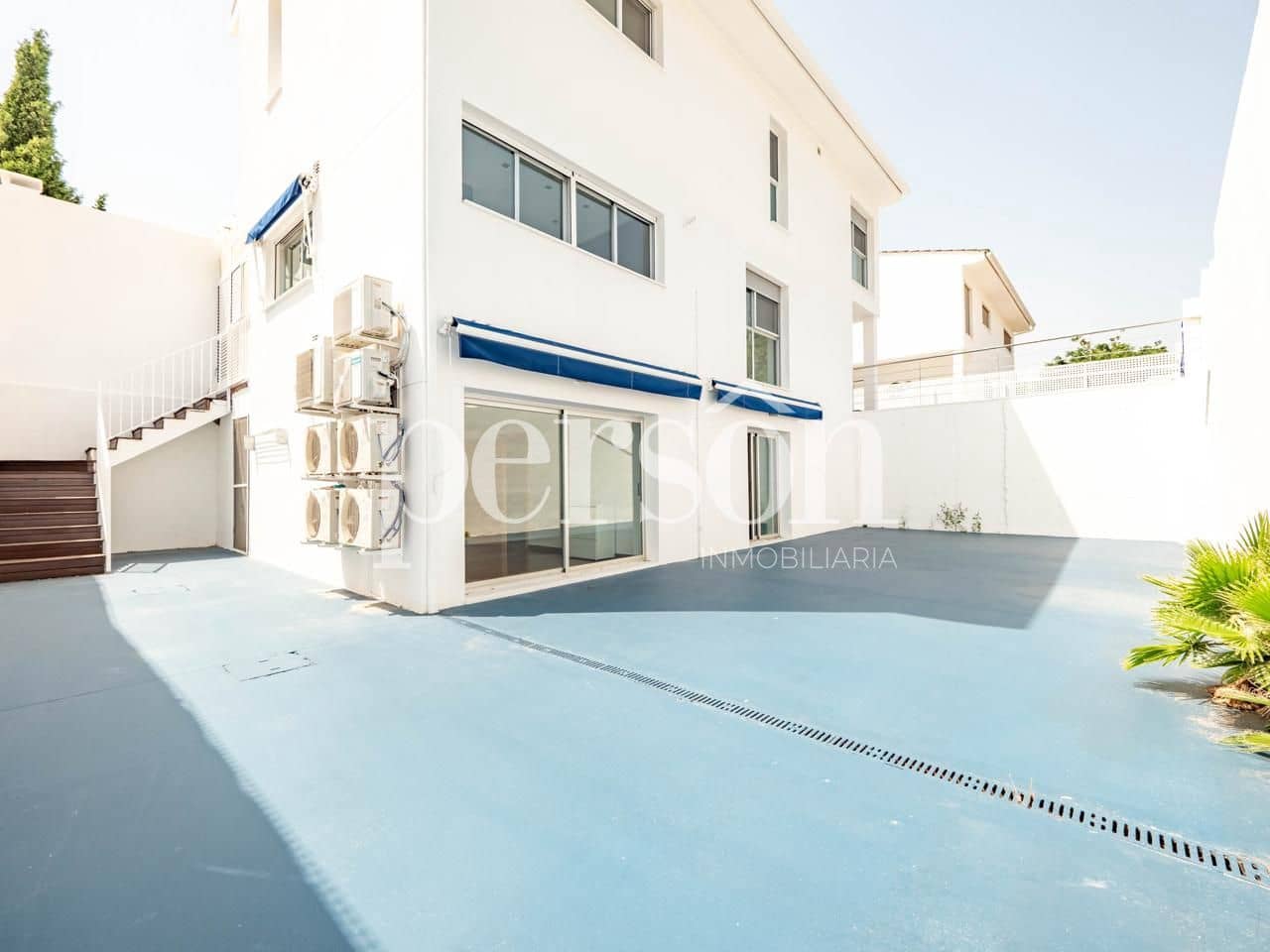 6 soverom Villa til salgs i Valencia by med svømmebasseng garasje - € 1 000 000 (Ref: 9207150)