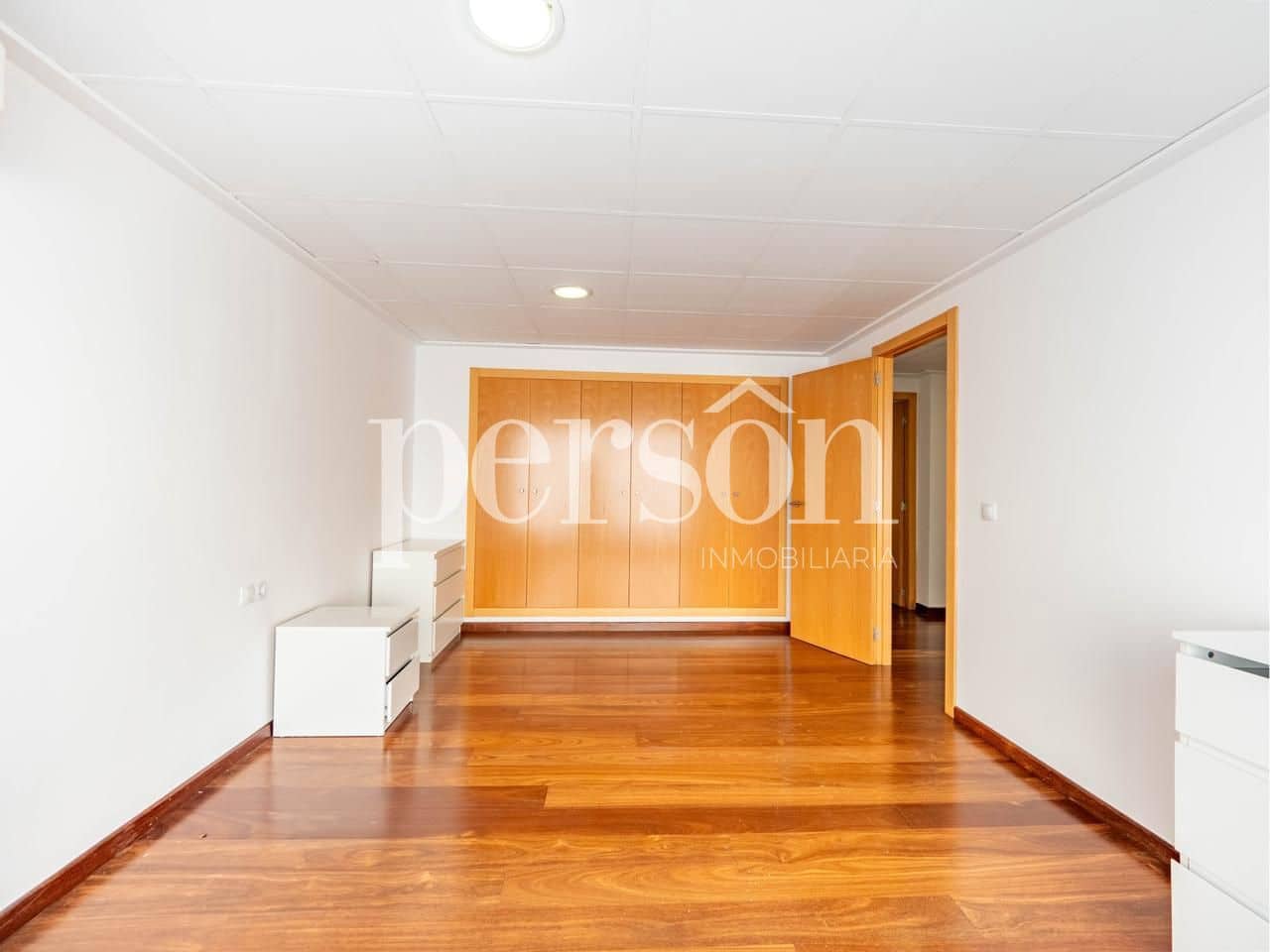 6 soverom Villa til salgs i Valencia by med svømmebasseng garasje - € 1 000 000 (Ref: 9207150)