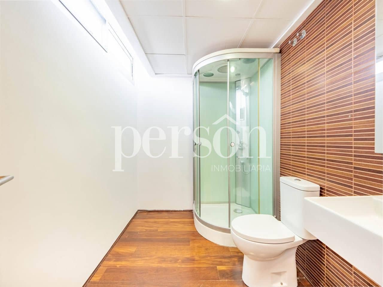 6 soverom Villa til salgs i Valencia by med svømmebasseng garasje - € 1 000 000 (Ref: 9207150)