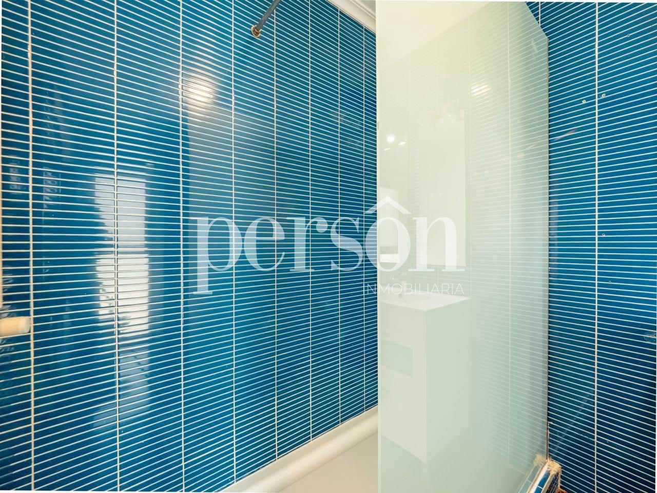 6 soverom Villa til salgs i Valencia by med svømmebasseng garasje - € 1 000 000 (Ref: 9207150)