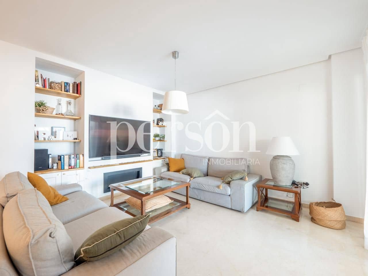 3 slaapkamer Flat te koop in Valencia stad met garage - € 945.000 (Ref: 9207151)