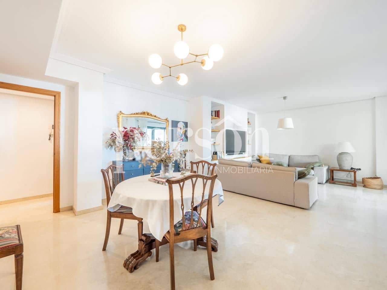 3 slaapkamer Flat te koop in Valencia stad met garage - € 945.000 (Ref: 9207151)