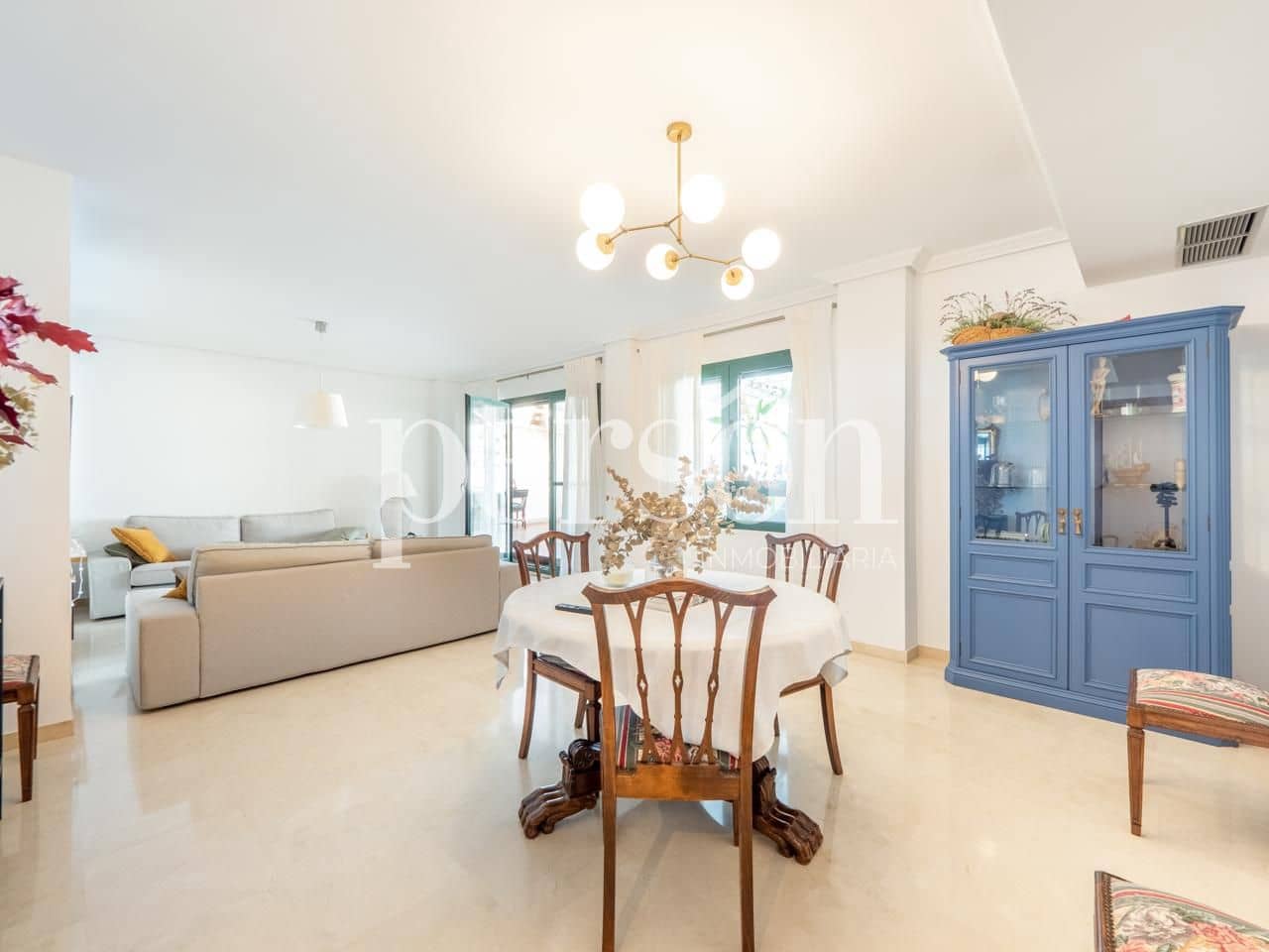 3 slaapkamer Flat te koop in Valencia stad met garage - € 945.000 (Ref: 9207151)