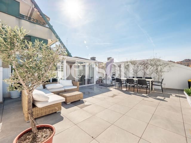 3 chambre Appartement à vendre à Ciutat de les Arts i de les Ciencies, Valence ville avec garage - 945 000 € (Ref: 9207151)