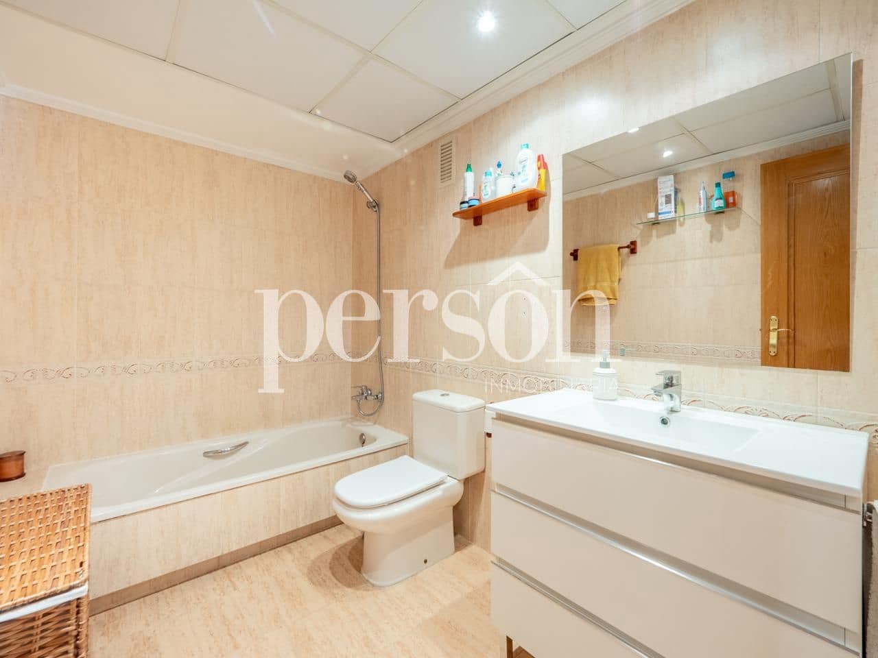 3 slaapkamer Flat te koop in Valencia stad met garage - € 945.000 (Ref: 9207151)