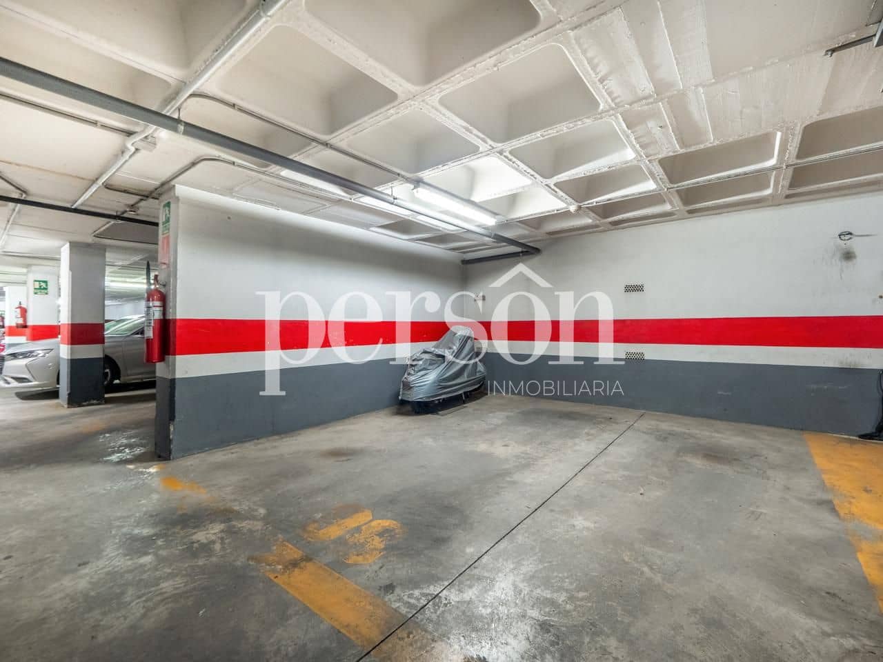 3 slaapkamer Flat te koop in Valencia stad met garage - € 945.000 (Ref: 9207151)