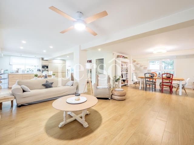 5 bedroom Villa for sale in Alginet with pool garage - € 595,000 (Ref: 9207155)