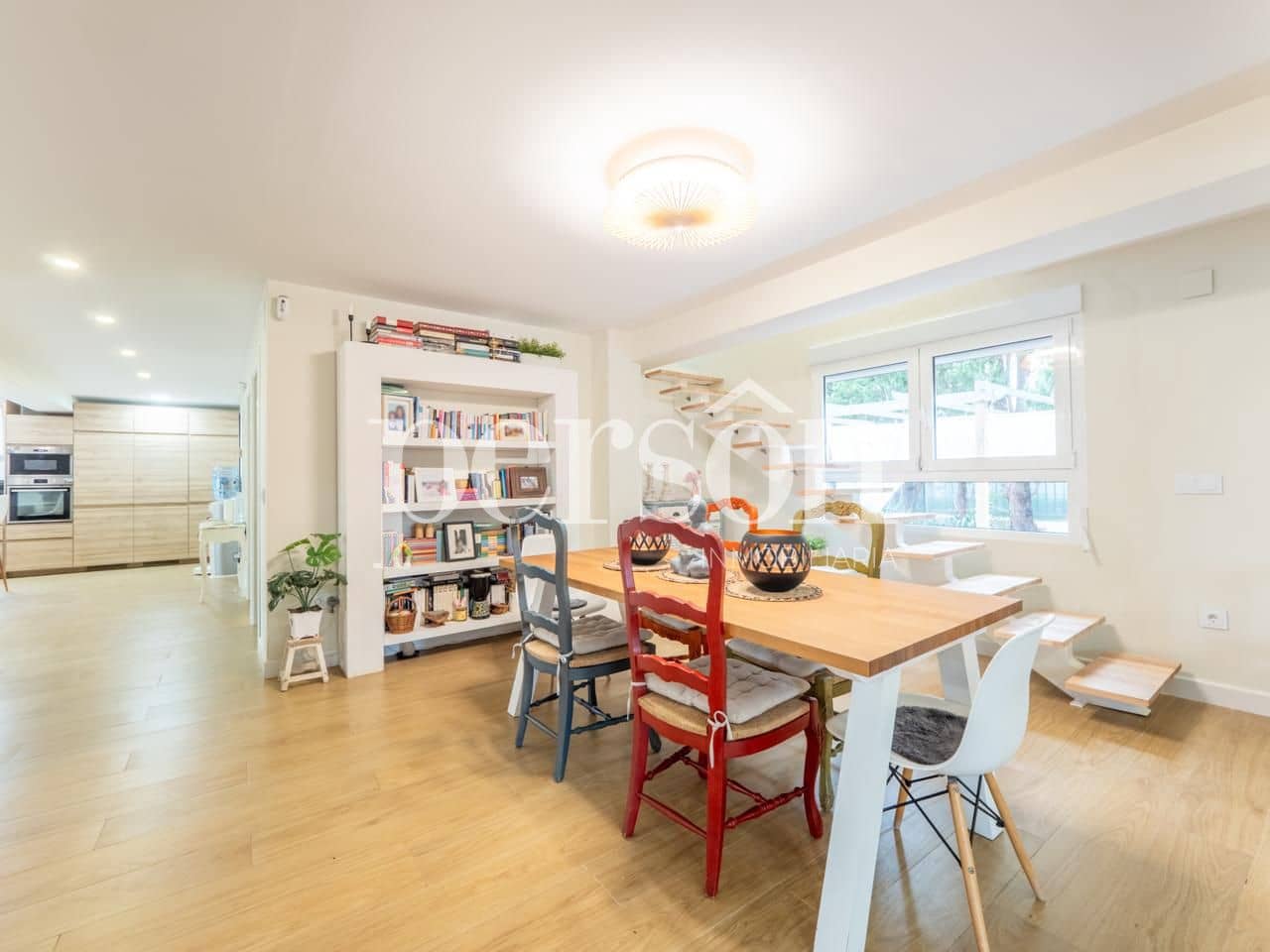 5 soveværelse Villa til salg i Alginet med swimmingpool garage - € 595.000 (Ref: 9207155)