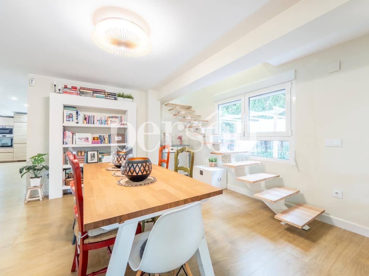 5 soveværelse Villa til salg i Alginet med swimmingpool garage - € 595.000 (Ref: 9207155)