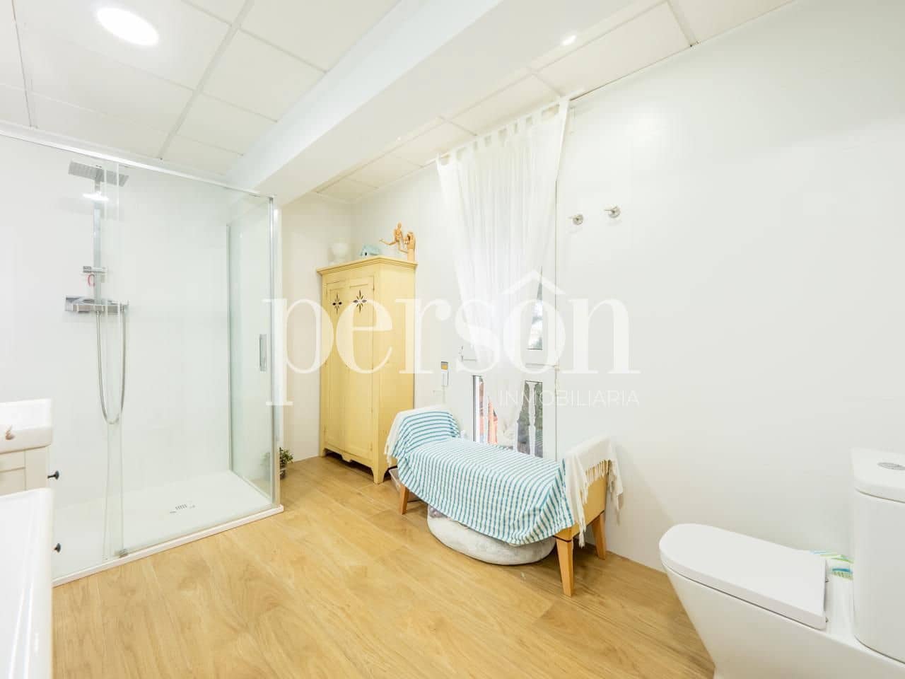 5 soveværelse Villa til salg i Alginet med swimmingpool garage - € 595.000 (Ref: 9207155)