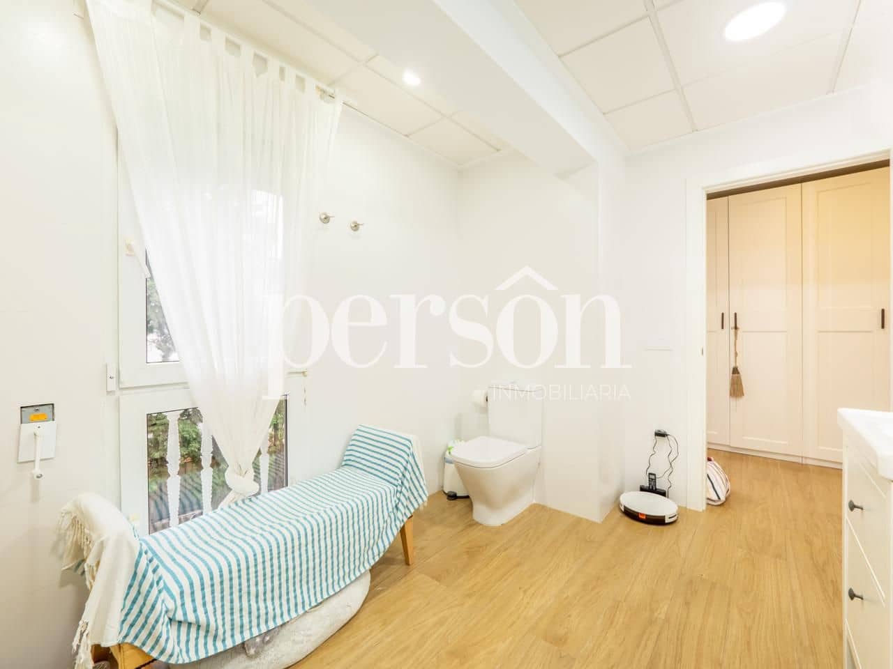 5 soveværelse Villa til salg i Alginet med swimmingpool garage - € 595.000 (Ref: 9207155)