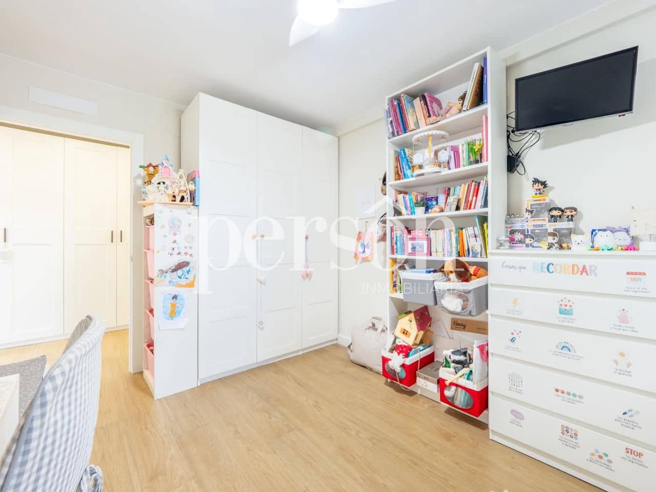 5 soveværelse Villa til salg i Alginet med swimmingpool garage - € 595.000 (Ref: 9207155)