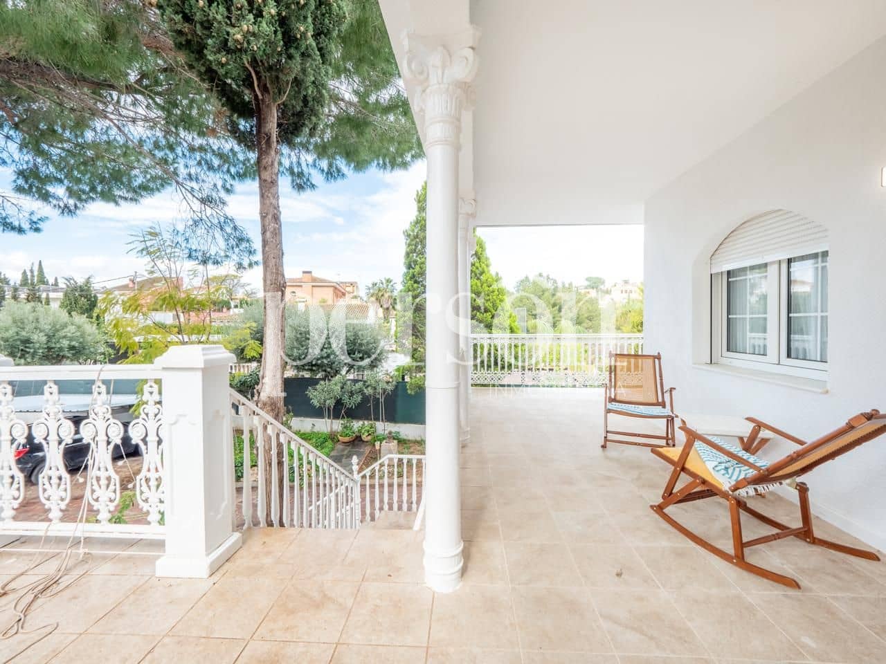 5 soveværelse Villa til salg i Alginet med swimmingpool garage - € 595.000 (Ref: 9207155)