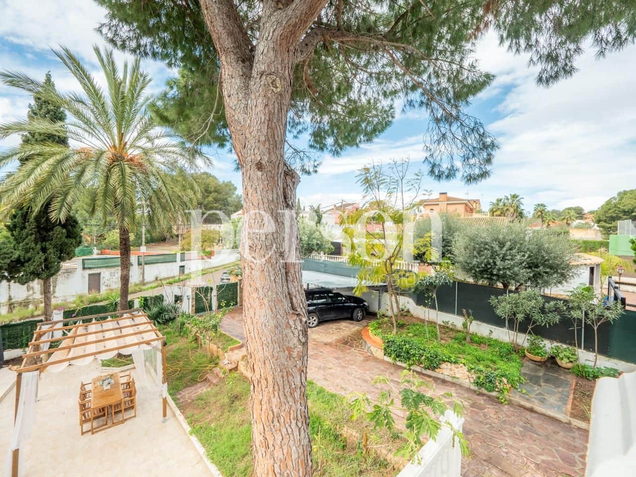 5 soveværelse Villa til salg i Alginet med swimmingpool garage - € 595.000 (Ref: 9207155)