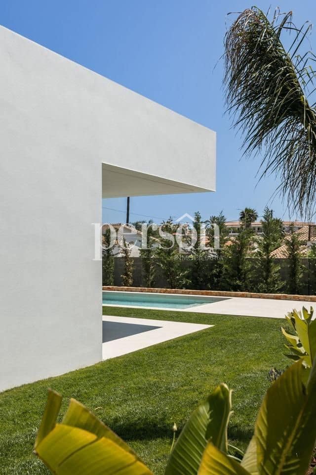 3 sovrum Villa till salu i Denia med pool garage - 1 100 000 € (Ref: 9207160)