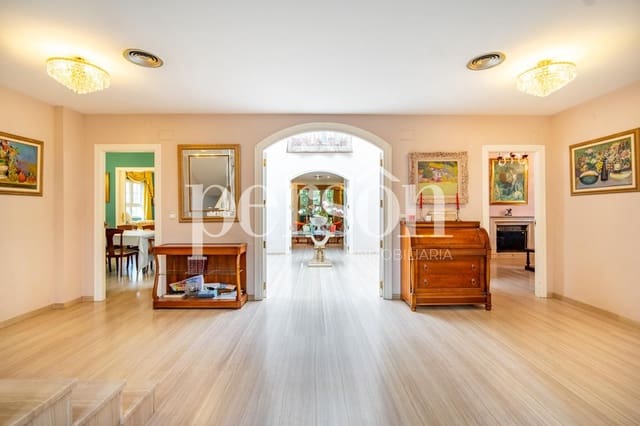 6 soverom Villa til salgs i Campolivar, Godella med svømmebasseng garasje - € 1 350 000 (Ref: 9207161)