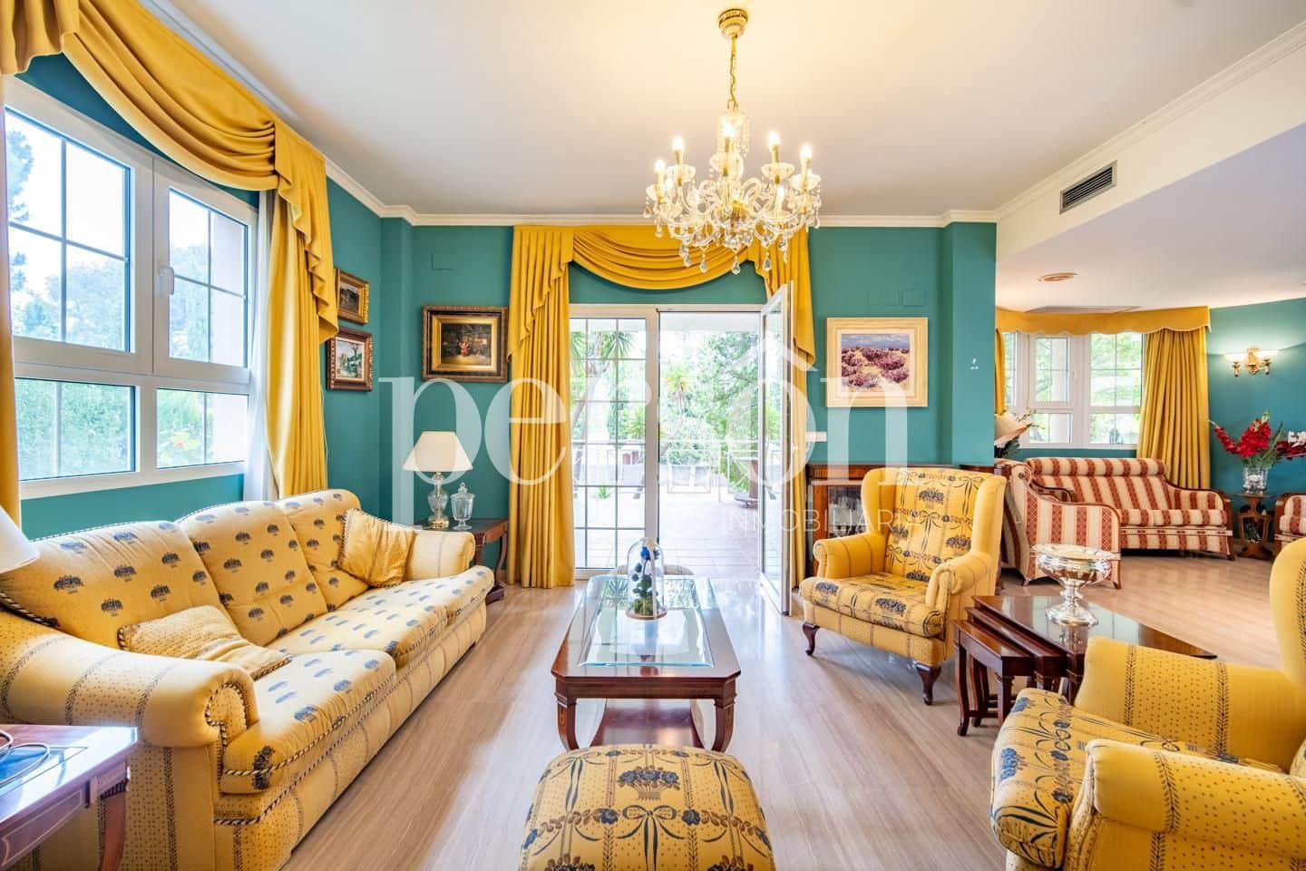 6 soverom Villa til salgs i Campolivar med svømmebasseng garasje - € 1 350 000 (Ref: 9207161)