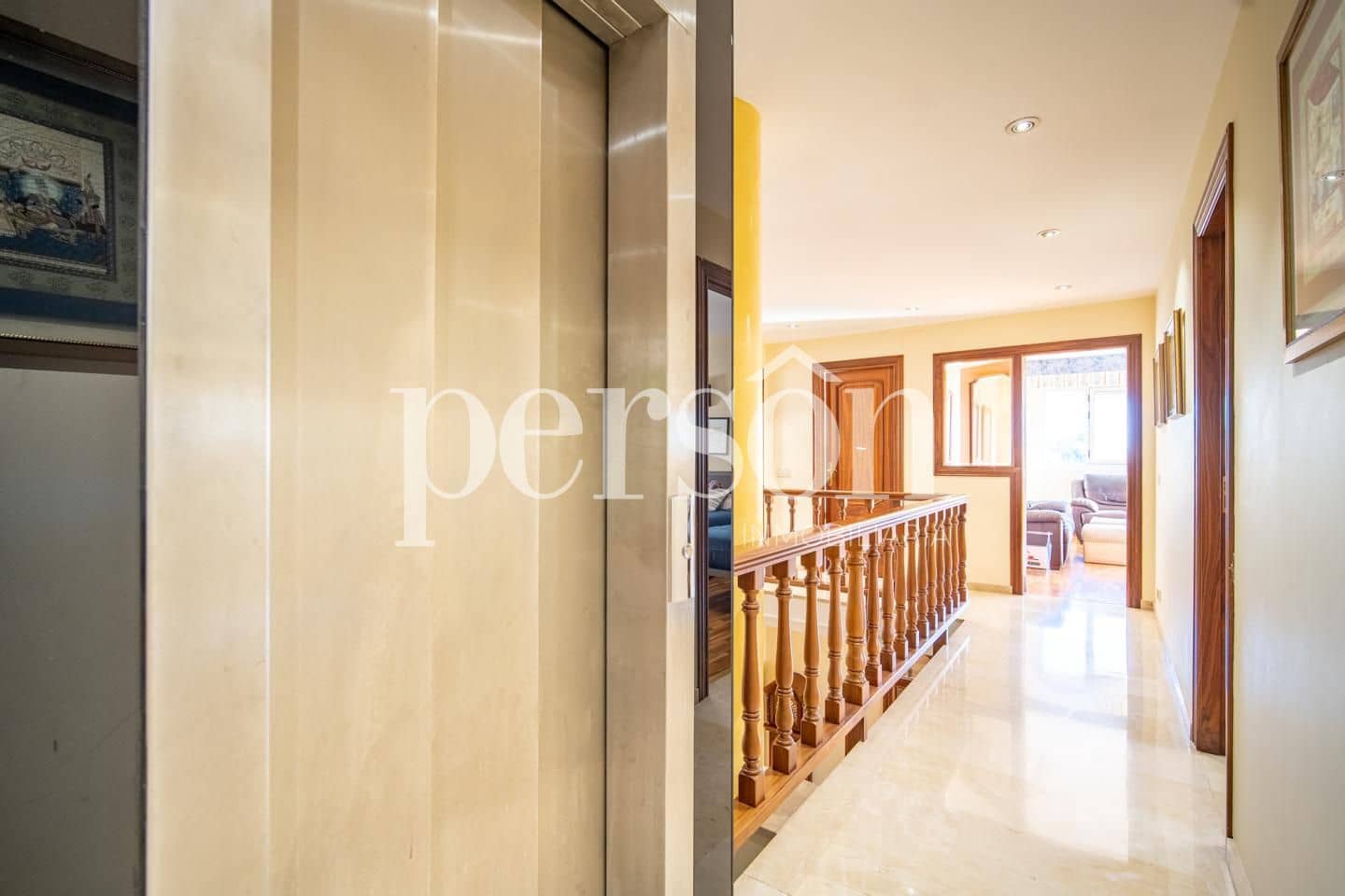 7 makuuhuone Huvila myytävänä paikassa Puig mukana uima-altaan 
autotalli - 1 200 000 € (Ref: 9207163)