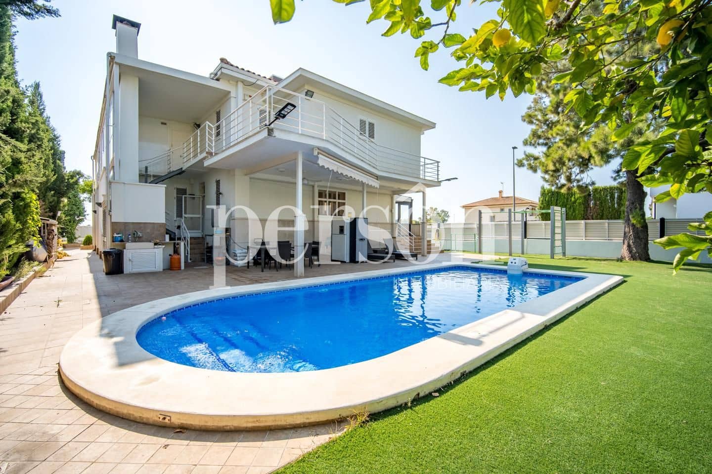 7 makuuhuone Huvila myytävänä paikassa Puig mukana uima-altaan 
autotalli - 1 200 000 € (Ref: 9207163)