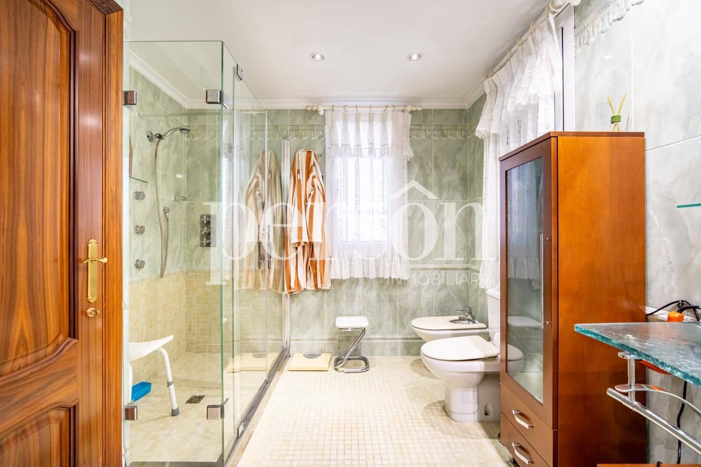 7 makuuhuone Huvila myytävänä paikassa Puig mukana uima-altaan 
autotalli - 1 200 000 € (Ref: 9207163)