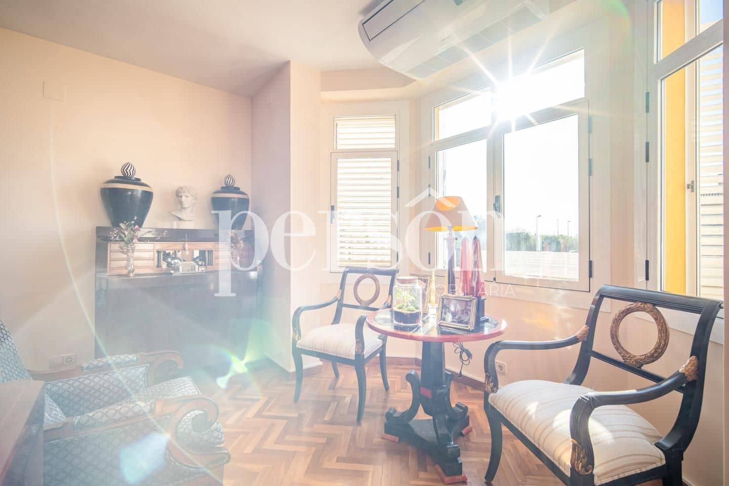 7 makuuhuone Huvila myytävänä paikassa Puig mukana uima-altaan 
autotalli - 1 200 000 € (Ref: 9207163)