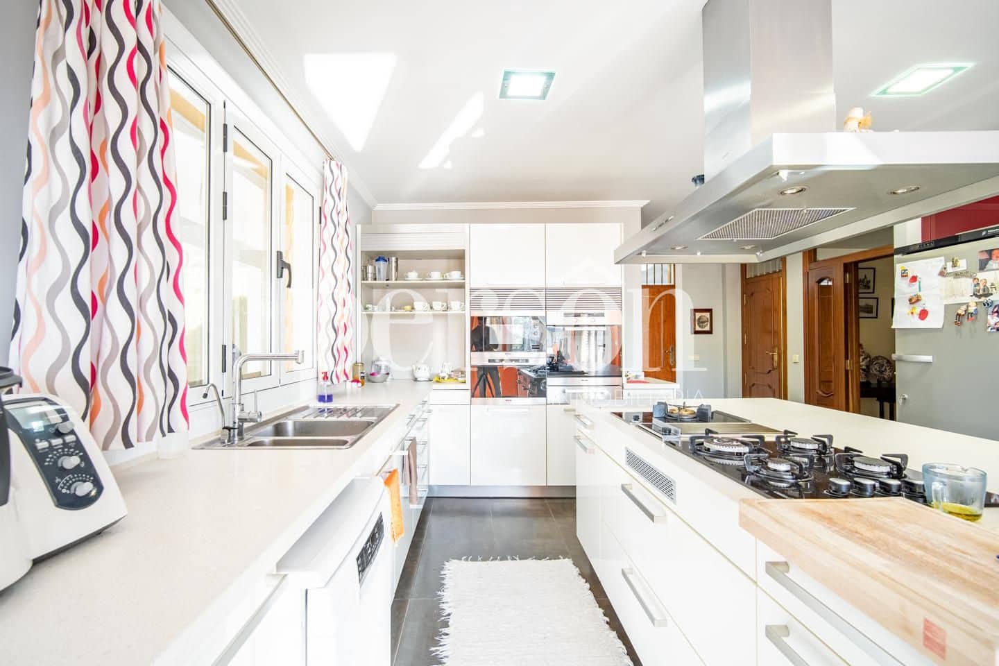 7 makuuhuone Huvila myytävänä paikassa Puig mukana uima-altaan 
autotalli - 1 200 000 € (Ref: 9207163)