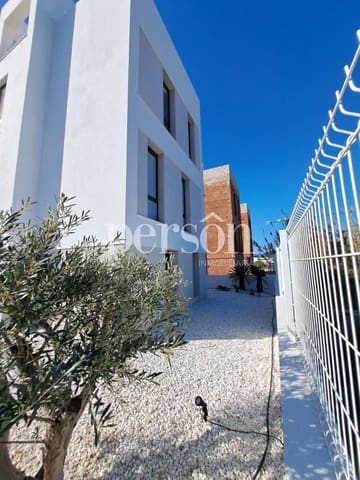 5 sovrum Villa till salu i Oliva Playa, Oliva med pool garage - 950 000 € (Ref: 9258112)