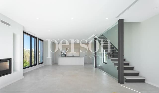 5 sovrum Villa till salu i Oliva Playa, Oliva med pool garage - 950 000 € (Ref: 9258112)