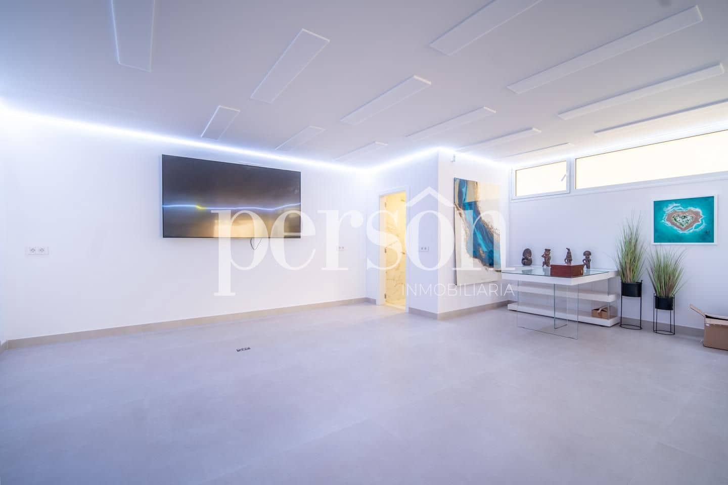 4 soveværelse Villa til salg i Vila-real med swimmingpool - € 1.150.000 (Ref: 9267695)