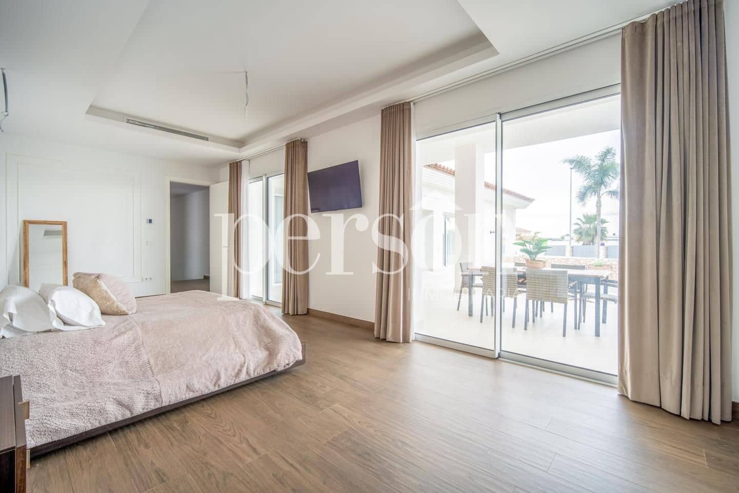 4 soveværelse Villa til salg i Vila-real med swimmingpool - € 1.150.000 (Ref: 9267695)