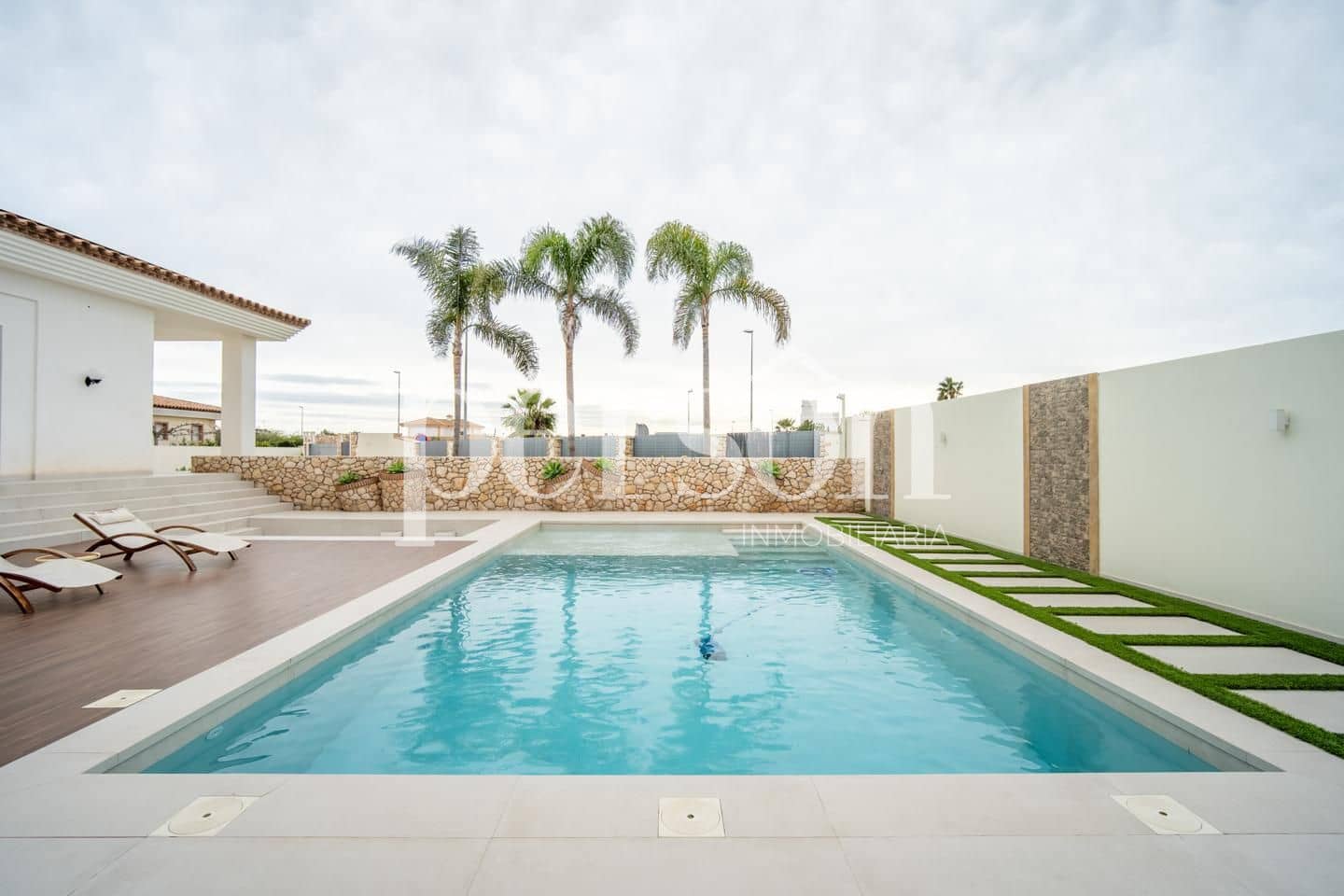 4 soveværelse Villa til salg i Vila-real med swimmingpool - € 1.150.000 (Ref: 9267695)