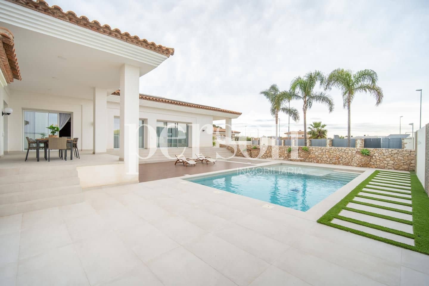 4 soveværelse Villa til salg i Vila-real med swimmingpool - € 1.150.000 (Ref: 9267695)