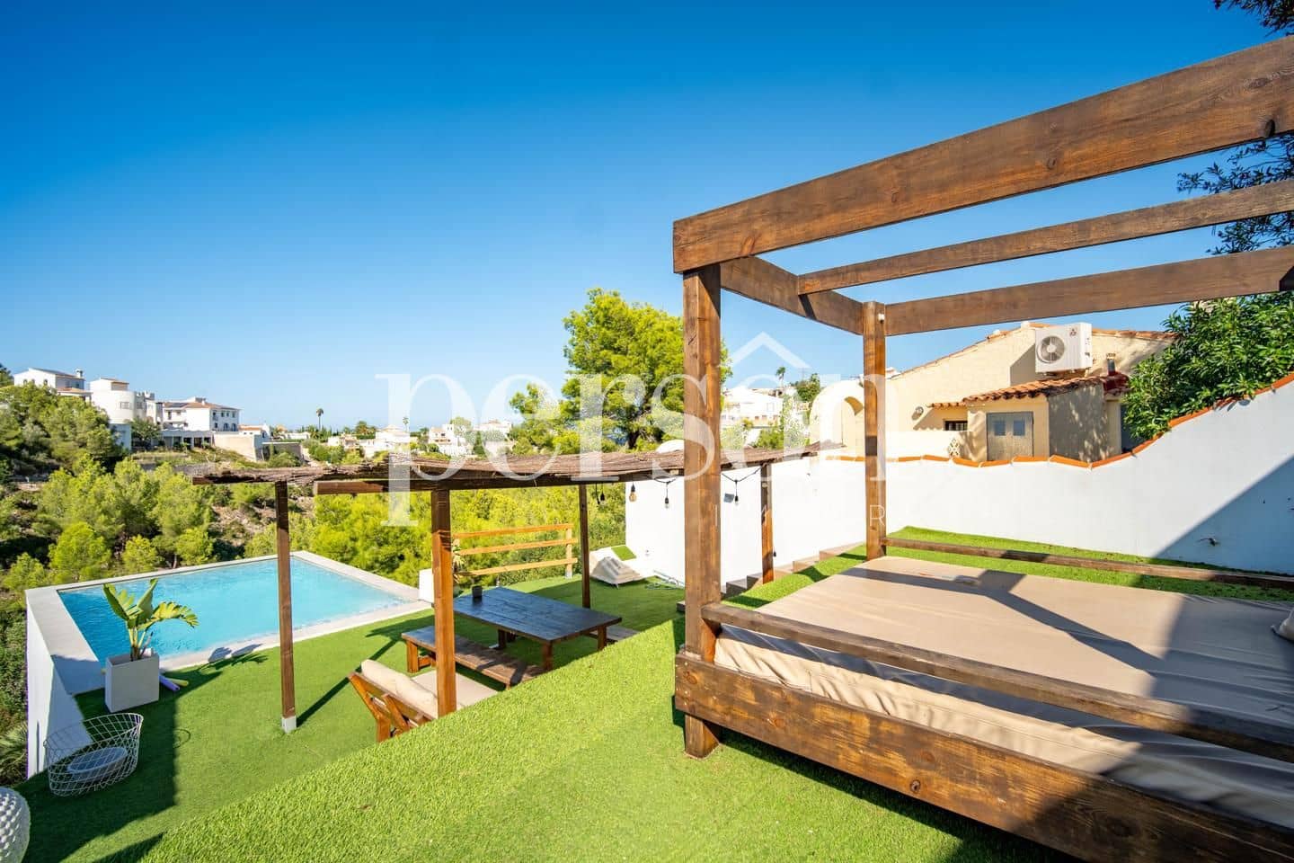 4 soveværelse Villa til salg i Denia med swimmingpool - € 480.000 (Ref: 9270245)