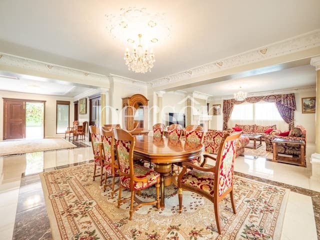 8 bedroom Villa for sale in Rocafort with pool garage - € 5,000,000 (Ref: 9311313)