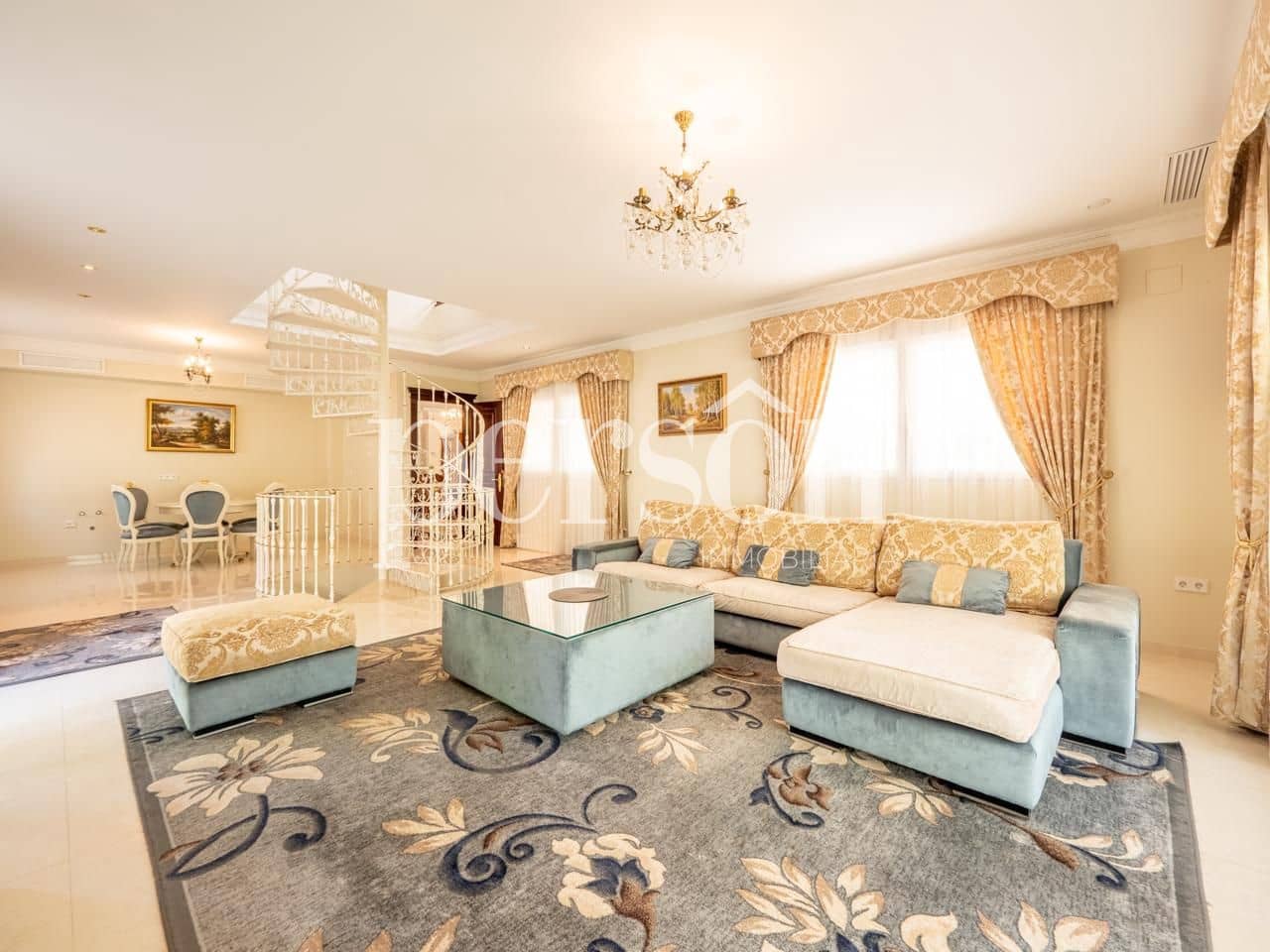 8 bedroom Villa for sale in Rocafort with pool garage - € 5,000,000 (Ref: 9311313)