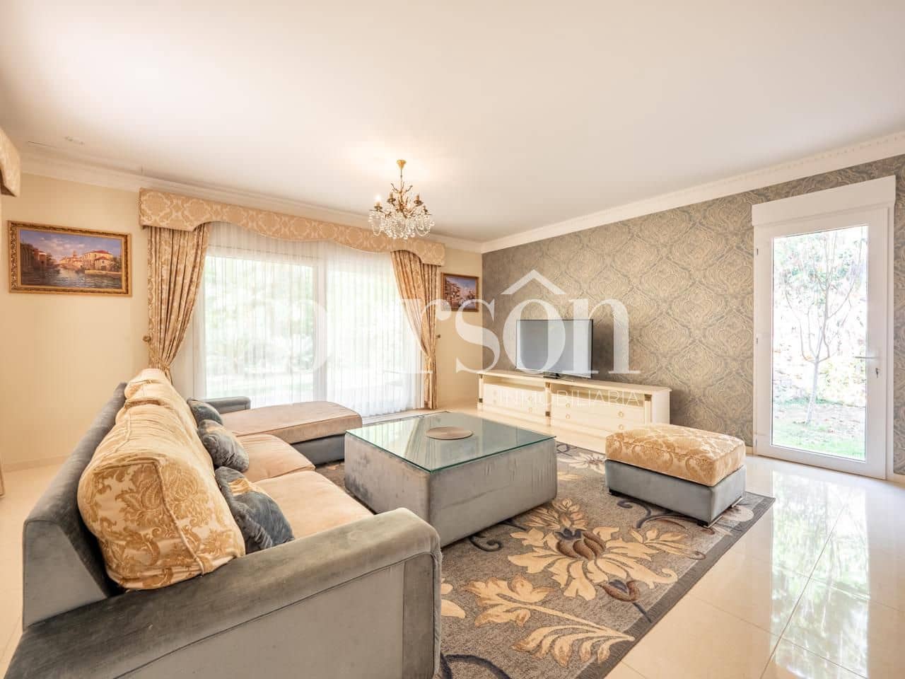 8 bedroom Villa for sale in Rocafort with pool garage - € 5,000,000 (Ref: 9311313)