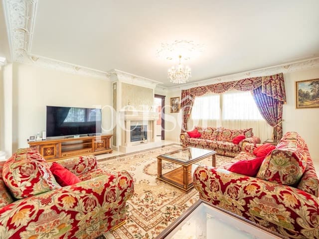 8 bedroom Villa for sale in Rocafort with pool garage - € 5,000,000 (Ref: 9311313)