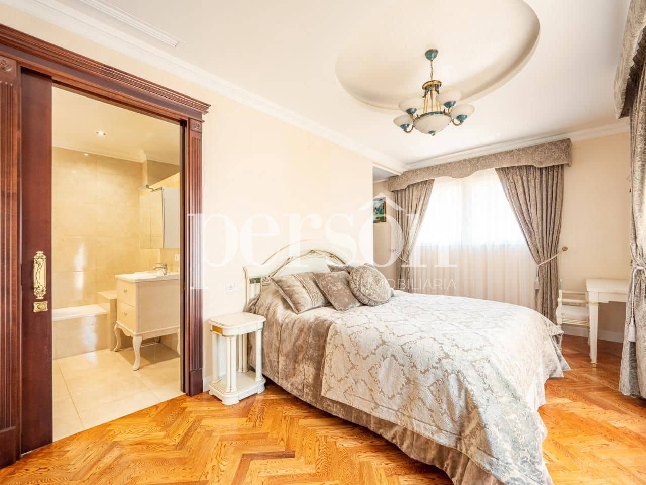 8 bedroom Villa for sale in Rocafort with pool garage - € 5,000,000 (Ref: 9311313)