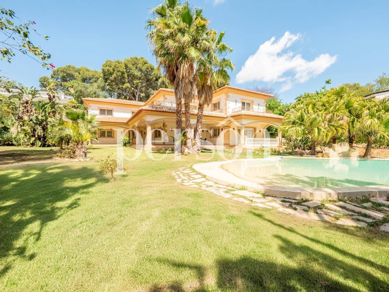 8 quarto Moradia para venda em Rocafort com piscina garagem - 4 950 000 € (Ref: 9311313)