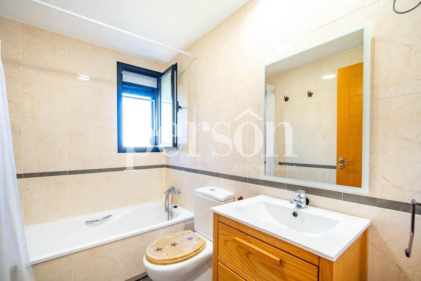 3 bedroom Flat for sale in Puig with pool garage - € 299,000 (Ref: 9319692)