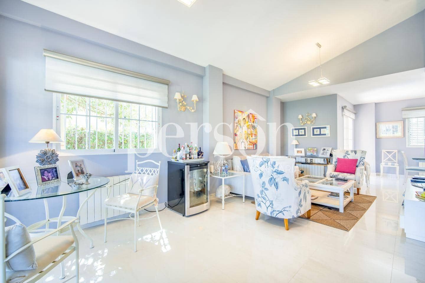 4 bedroom Villa for sale in Pucol with pool - € 750,000 (Ref: 9325259)