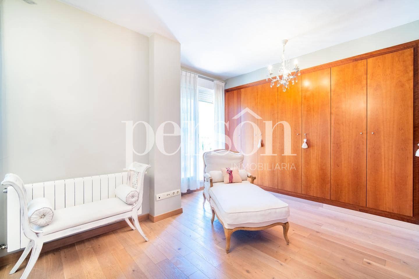 4 bedroom Villa for sale in Pucol with pool - € 750,000 (Ref: 9325259)