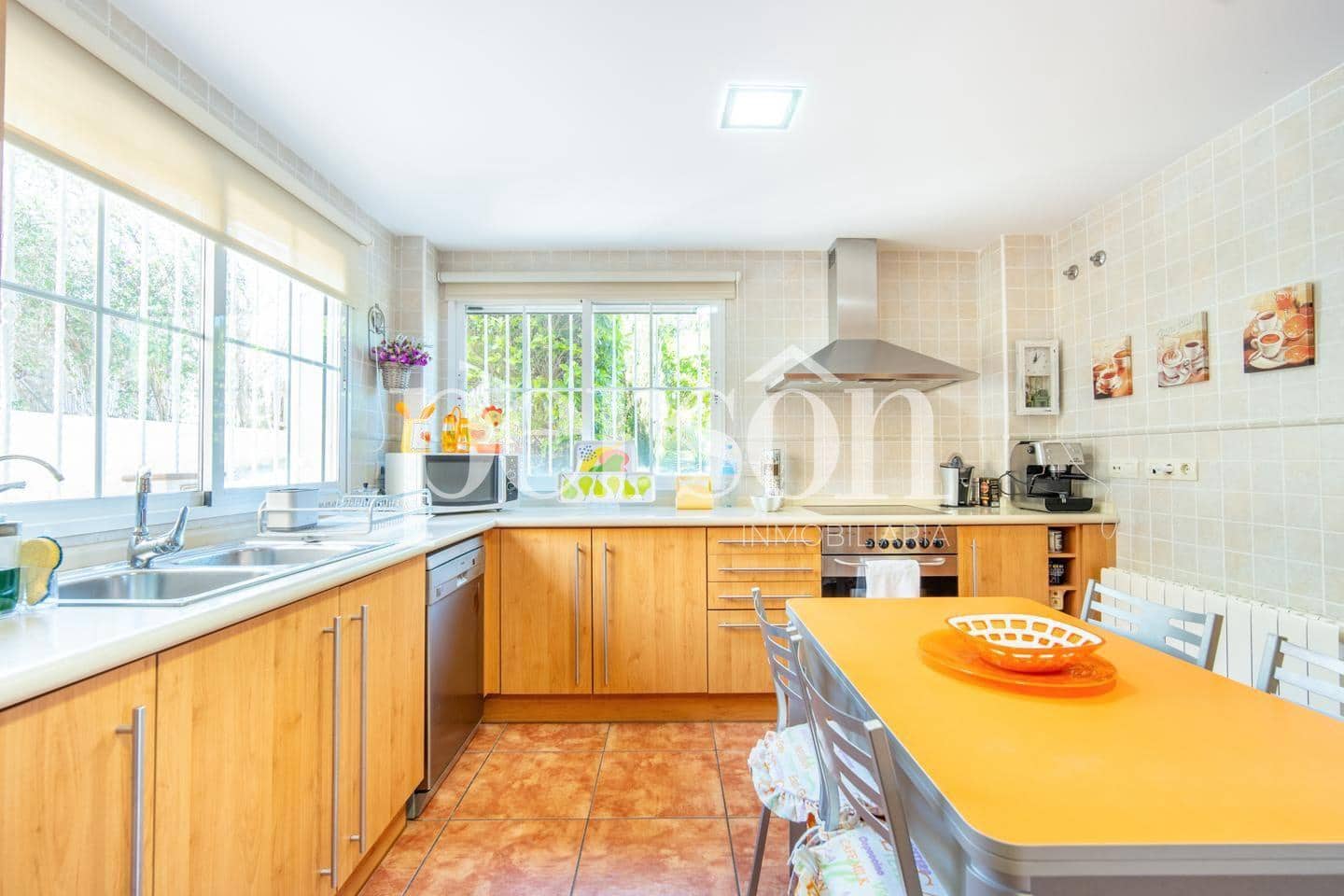 4 bedroom Villa for sale in Pucol with pool - € 750,000 (Ref: 9325259)