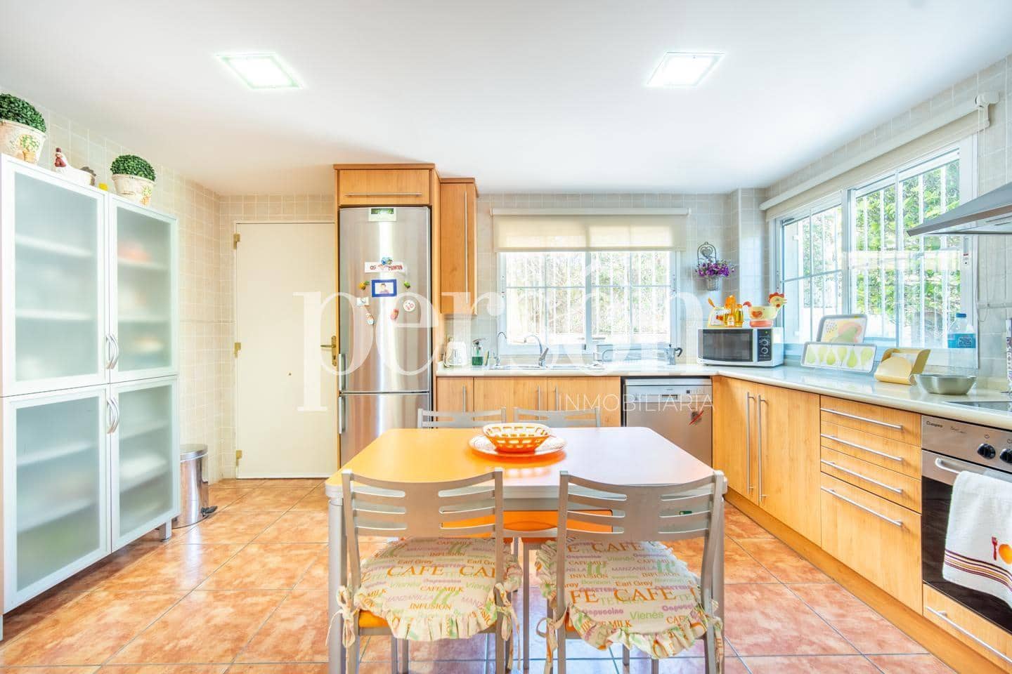 4 bedroom Villa for sale in Pucol with pool - € 750,000 (Ref: 9325259)