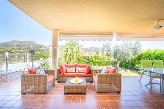 4 bedroom Villa for sale in Puçol with pool - € 750,000 (Ref: 9325259)