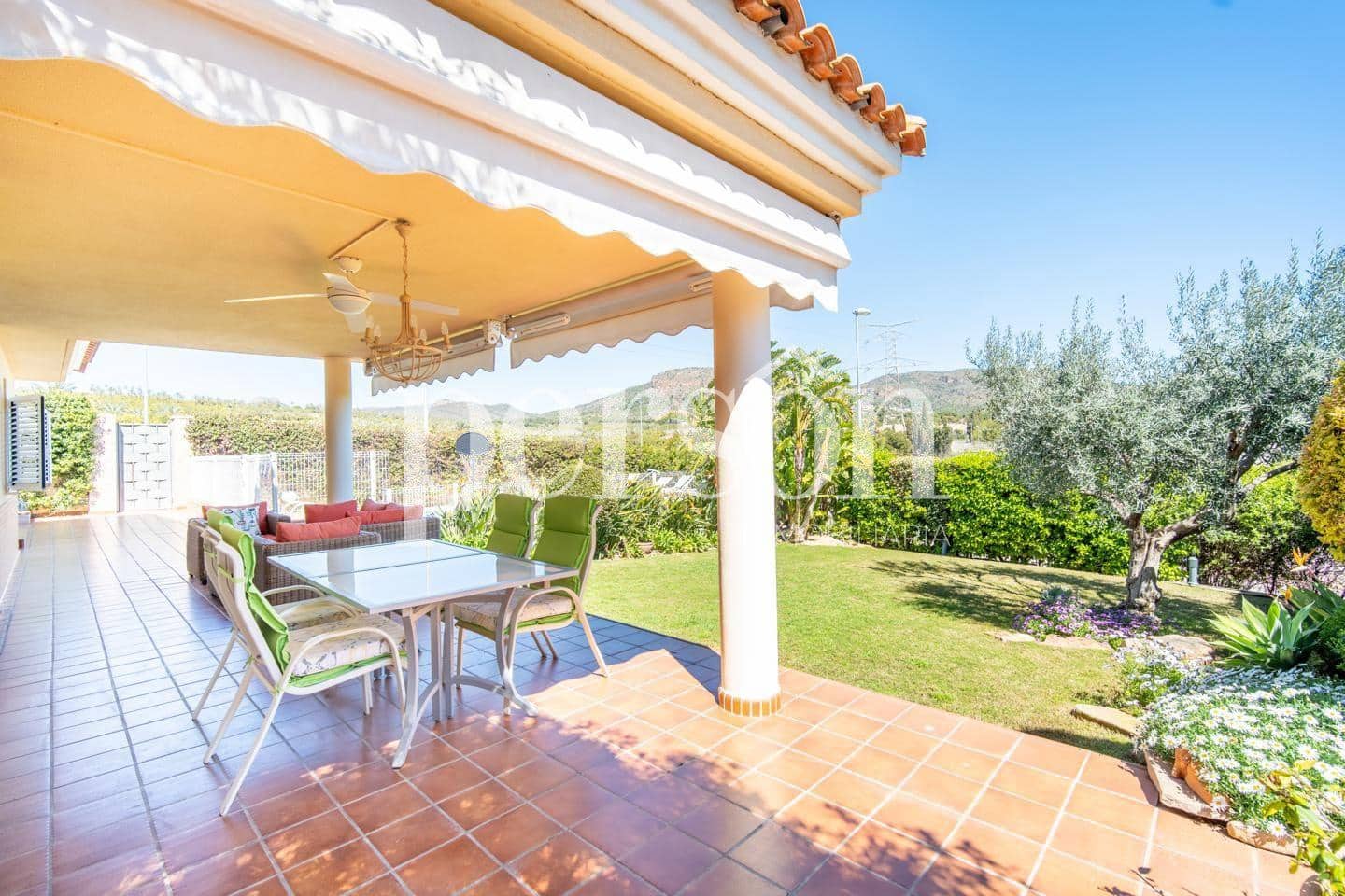 4 bedroom Villa for sale in Pucol with pool - € 750,000 (Ref: 9325259)