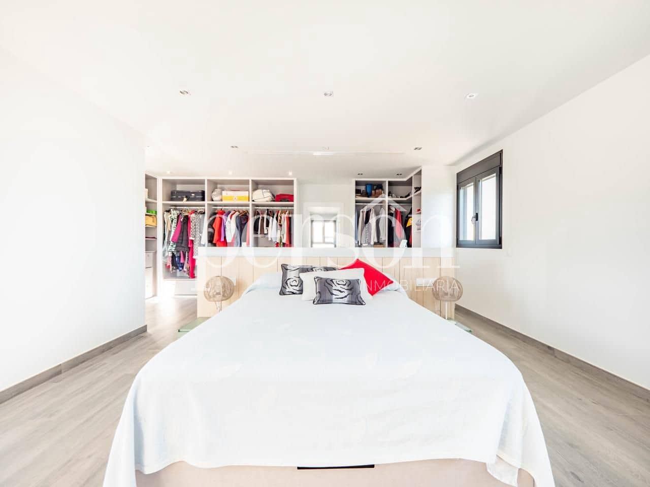 4 makuuhuone Huvila myytävänä paikassa Torrent mukana uima-altaan - 990 000 € (Ref: 9373835)