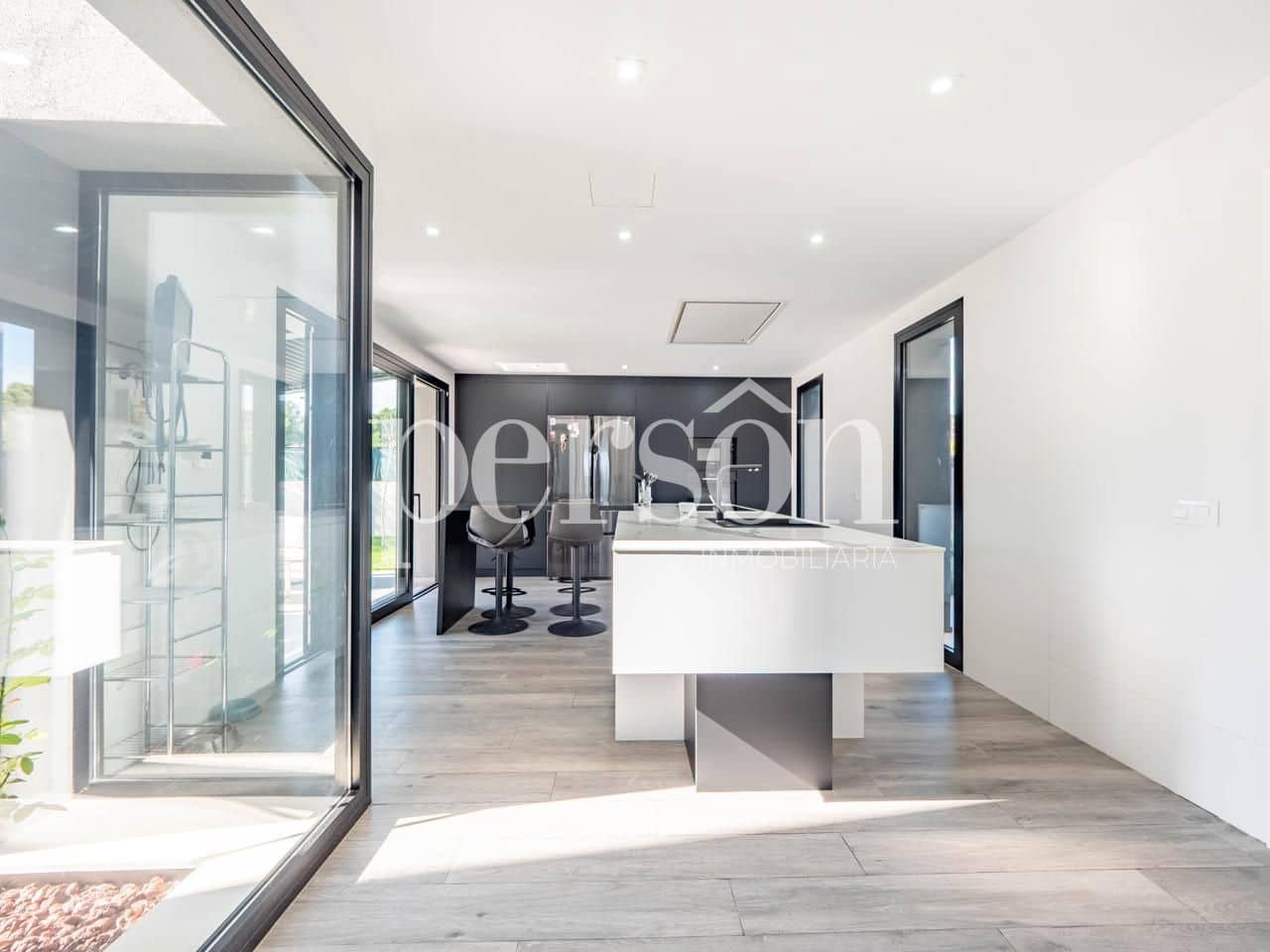 4 makuuhuone Huvila myytävänä paikassa Torrent mukana uima-altaan - 990 000 € (Ref: 9373835)