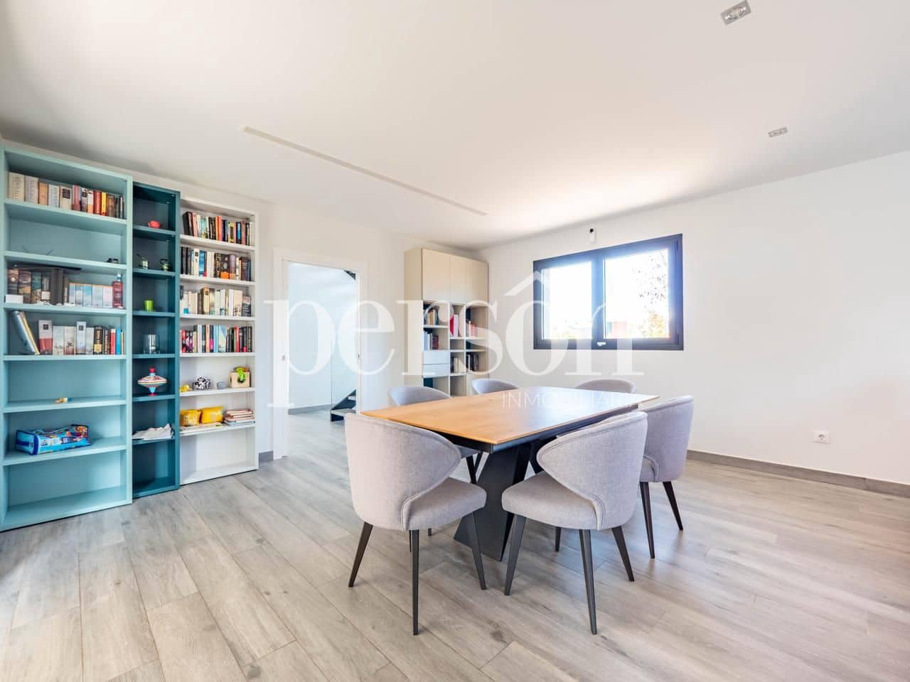 4 makuuhuone Huvila myytävänä paikassa Torrent mukana uima-altaan - 990 000 € (Ref: 9373835)