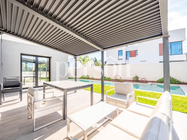 4 makuuhuone Huvila myytävänä paikassa El Vedat de Torrente, Torrent mukana uima-altaan - 990 000 € (Ref: 9373835)